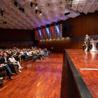 - Bild 9  - Bild 9